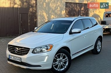 Позашляховик / Кросовер Volvo XC60 2015 в Володимирі