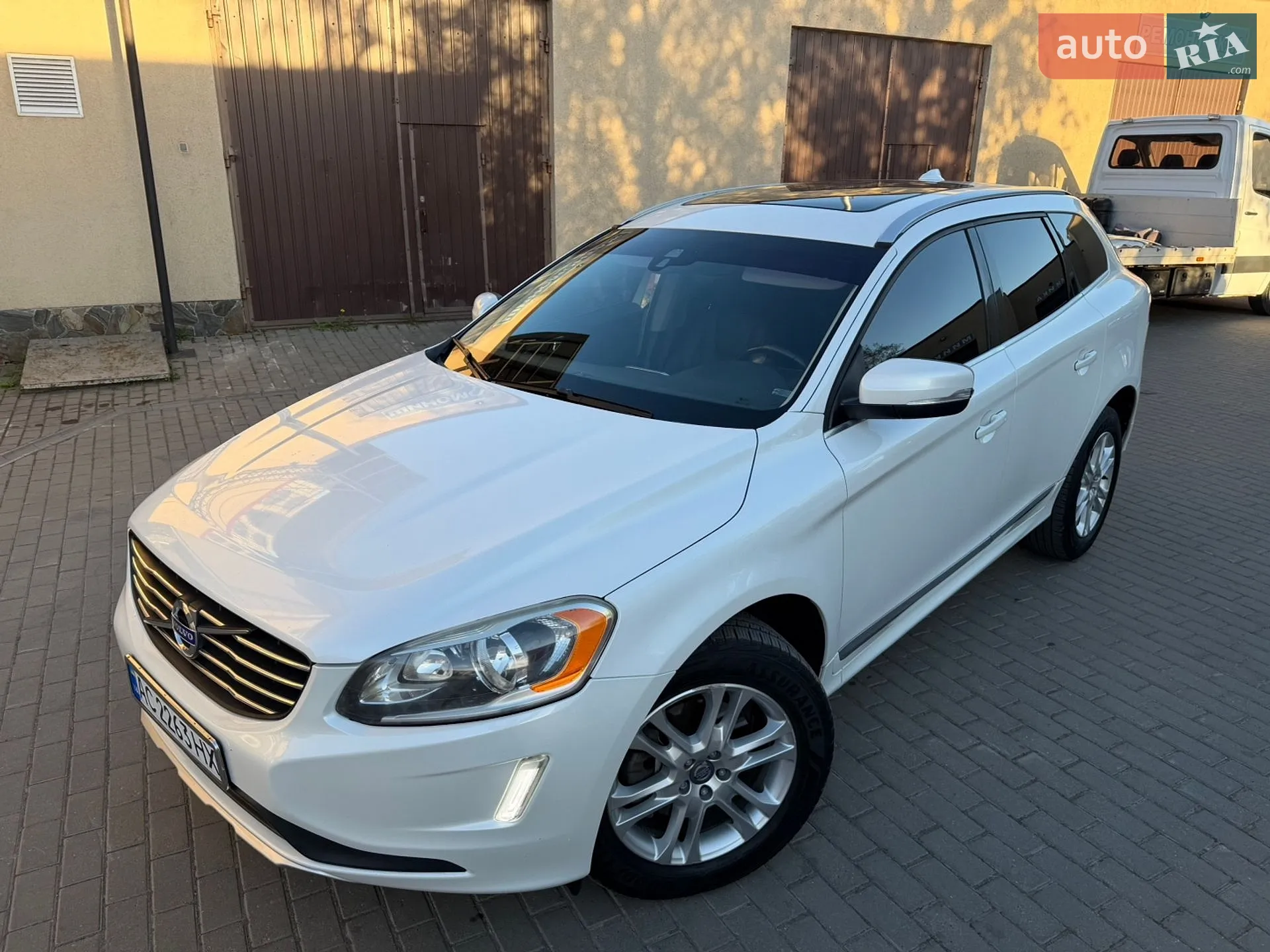 2015 Volvo XC60 - мініатюра 5