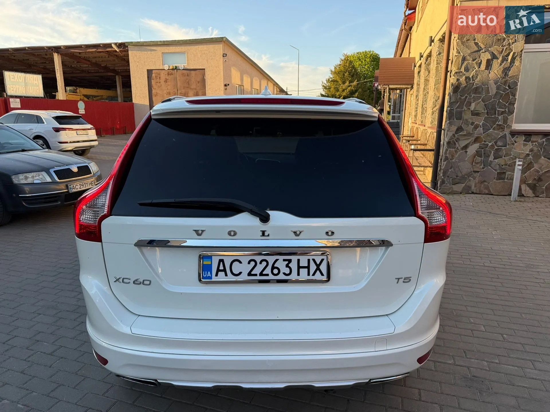 2015 Volvo XC60 - мініатюра 15