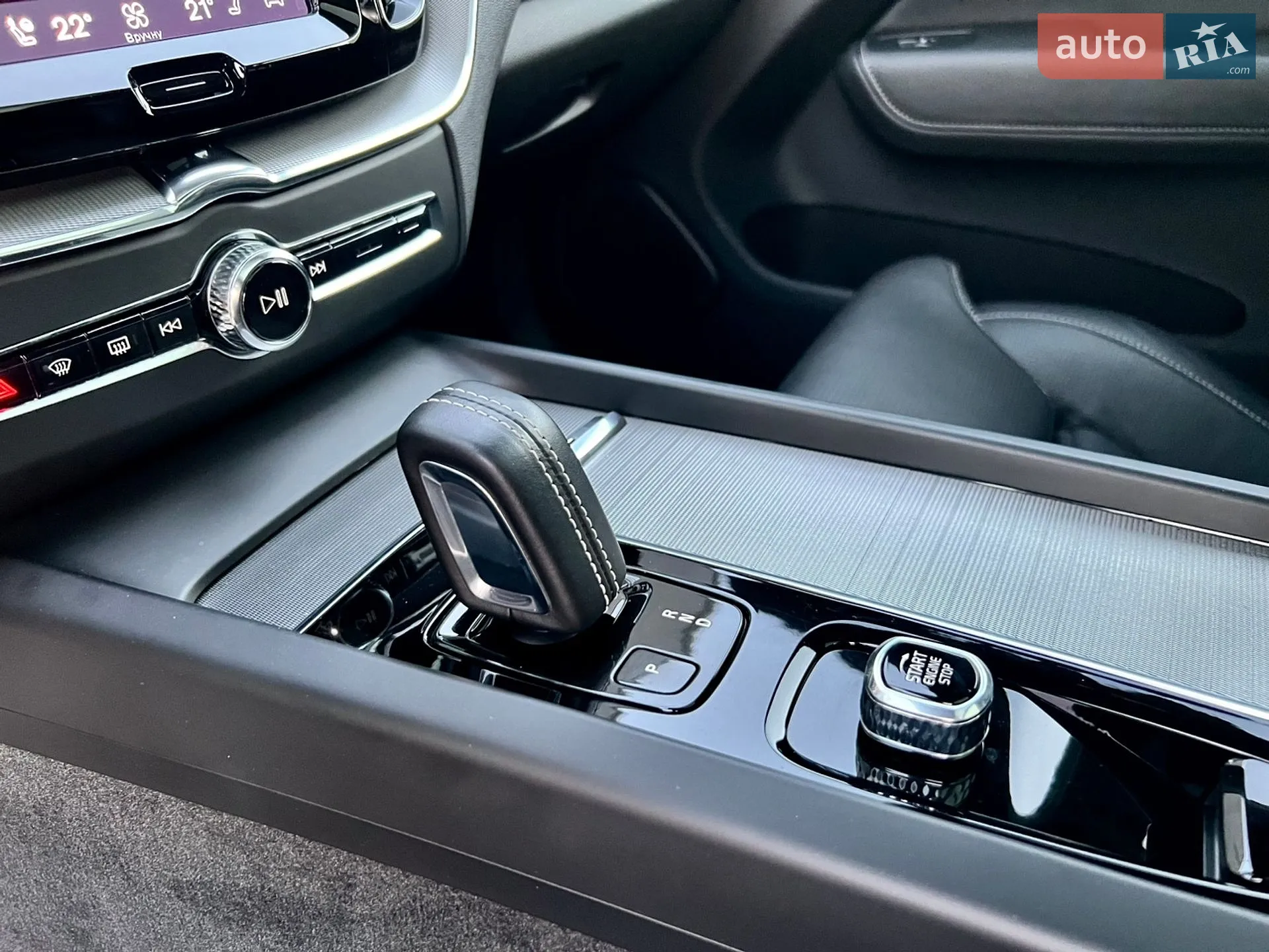2022 Volvo XC60 - мініатюра 35