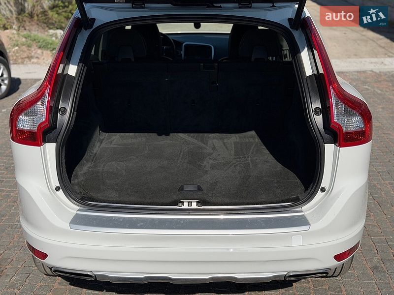 Внедорожник / Кроссовер Volvo XC60 2015 в Житомире