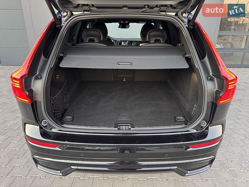 Внедорожник / Кроссовер Volvo XC60 2022 в Луцке