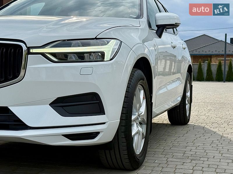 Внедорожник / Кроссовер Volvo XC60 2019 в Ровно