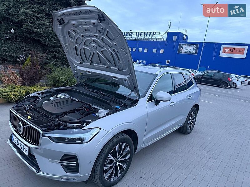 Внедорожник / Кроссовер Volvo XC60 2023 в Виннице