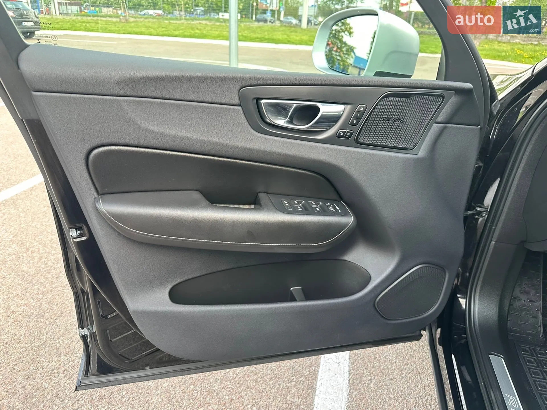2018 Volvo XC60 - мініатюра 17