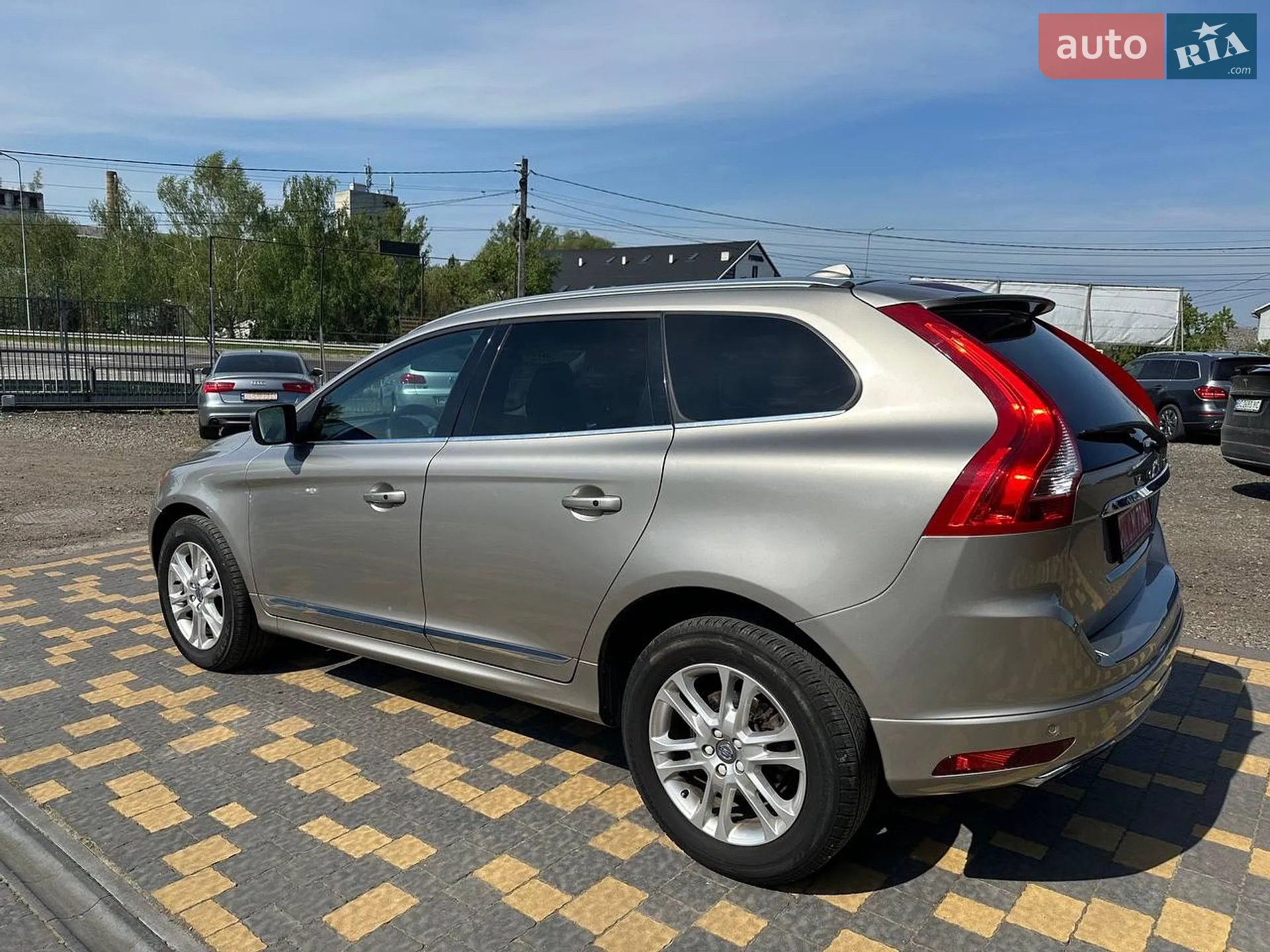2016 Volvo XC60 - мініатюра 10