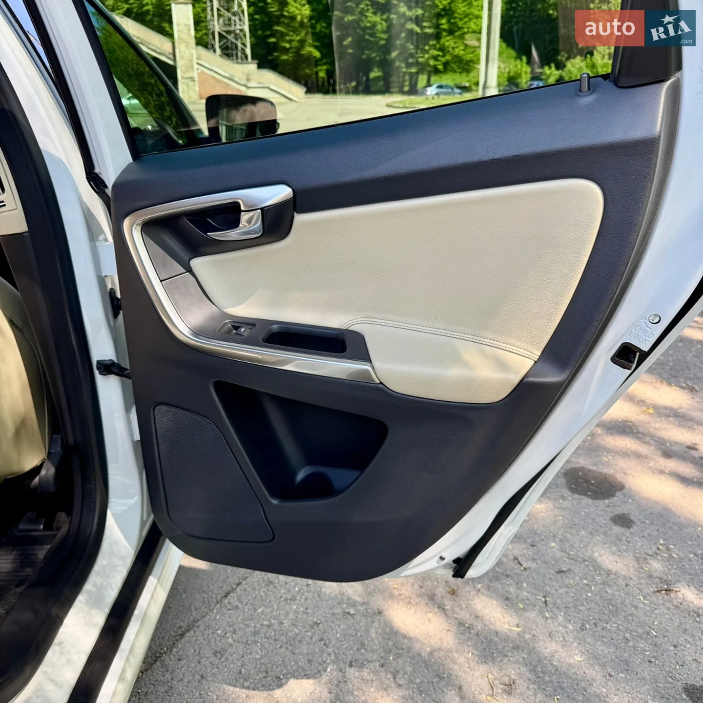 2016 Volvo XC60 - мініатюра 41