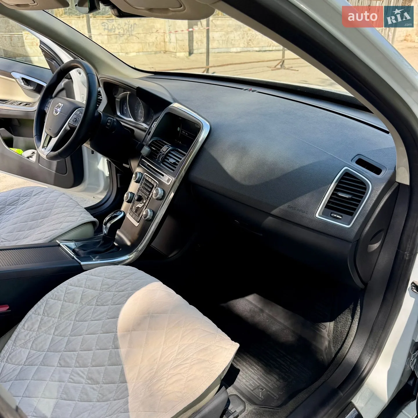 2016 Volvo XC60 - мініатюра 48