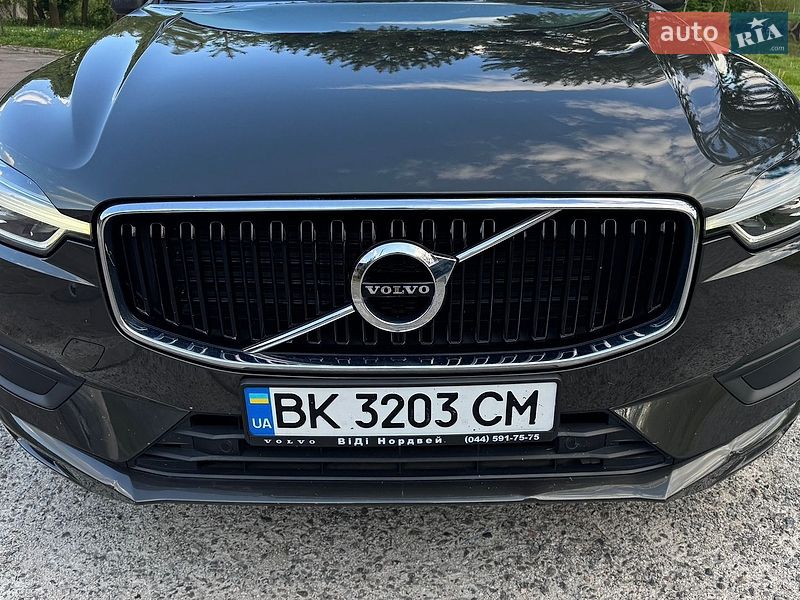Внедорожник / Кроссовер Volvo XC60 2020 в Ровно