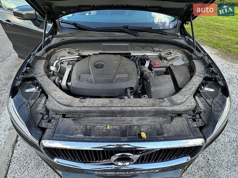 Внедорожник / Кроссовер Volvo XC60 2020 в Ровно