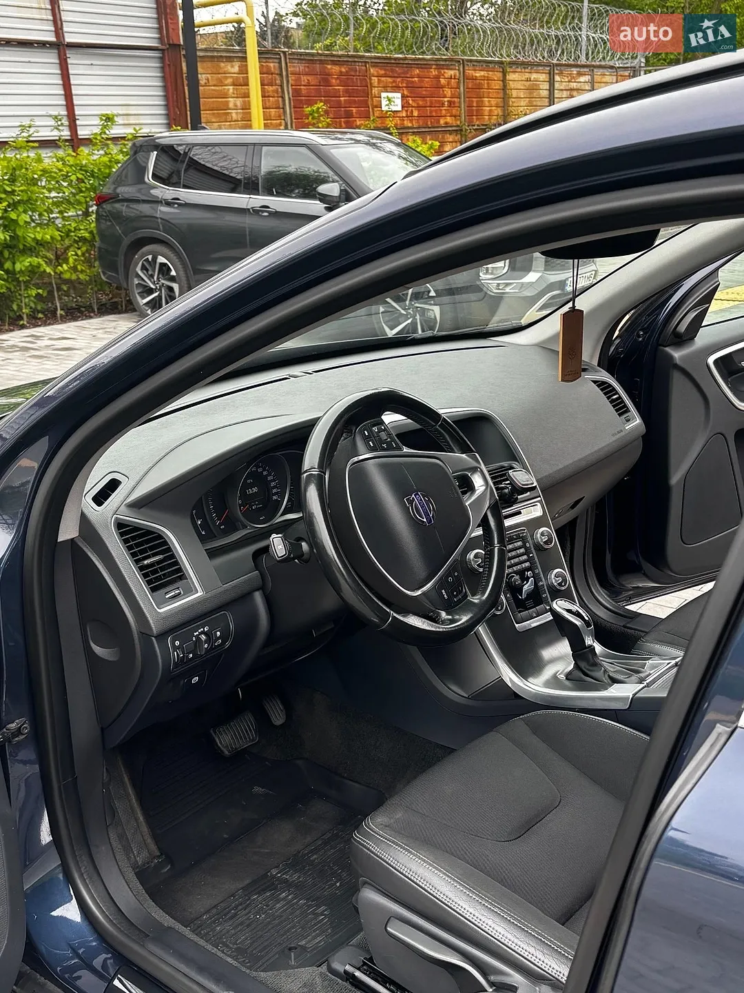 2015 Volvo XC60 - мініатюра 18