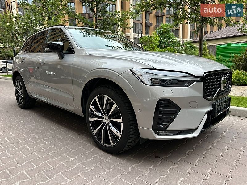 Volvo XC60 2022