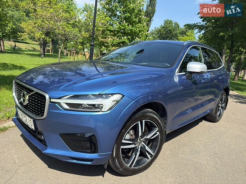 Внедорожник / Кроссовер Volvo XC60 2017 в Киеве