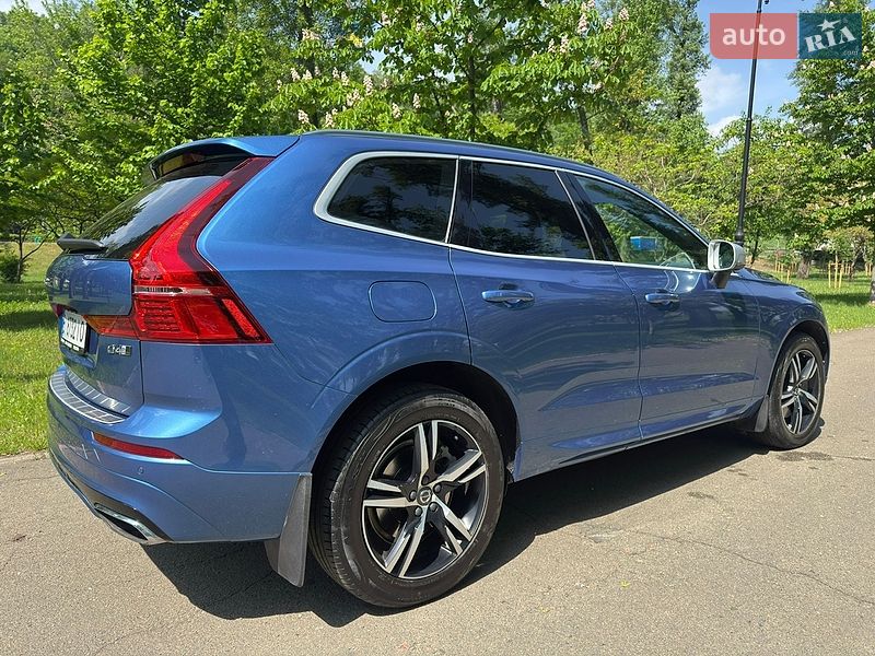 Внедорожник / Кроссовер Volvo XC60 2017 в Киеве