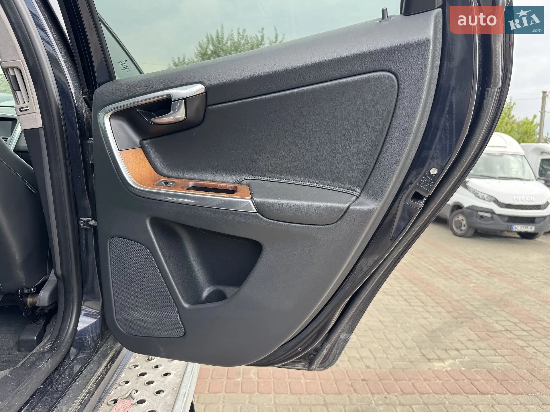 2017 Volvo XC60 - мініатюра 34