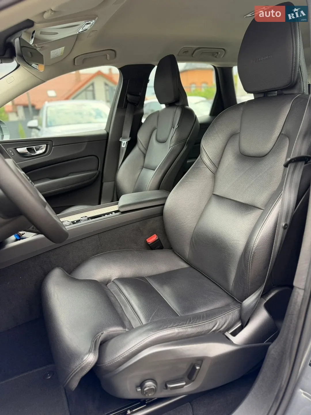 2019 Volvo XC60 - мініатюра 16