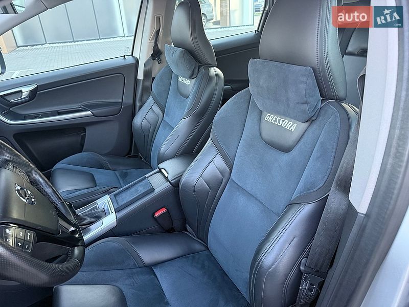 Внедорожник / Кроссовер Volvo XC60 2015 в Львове