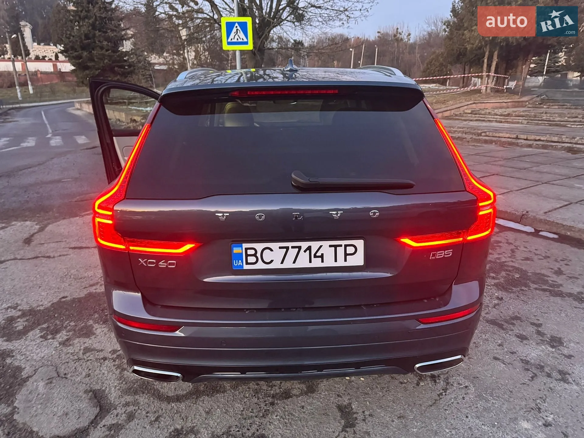 2022 Volvo XC60 - мініатюра 6