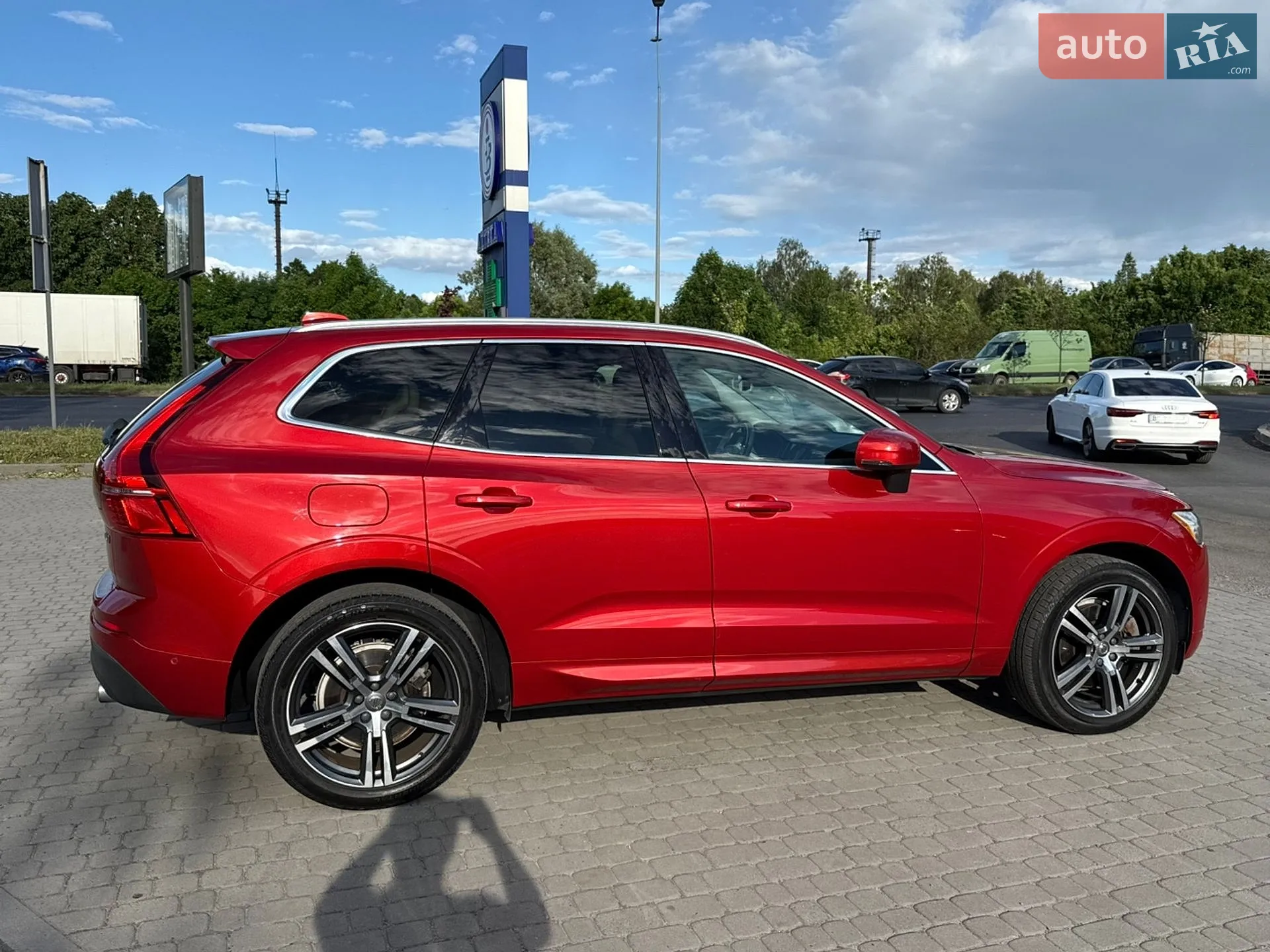 2018 Volvo XC60 - мініатюра 9