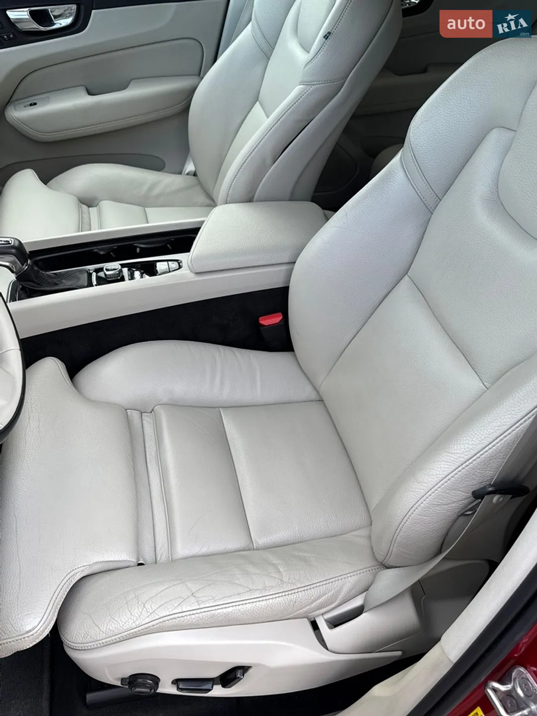 2018 Volvo XC60 - мініатюра 35