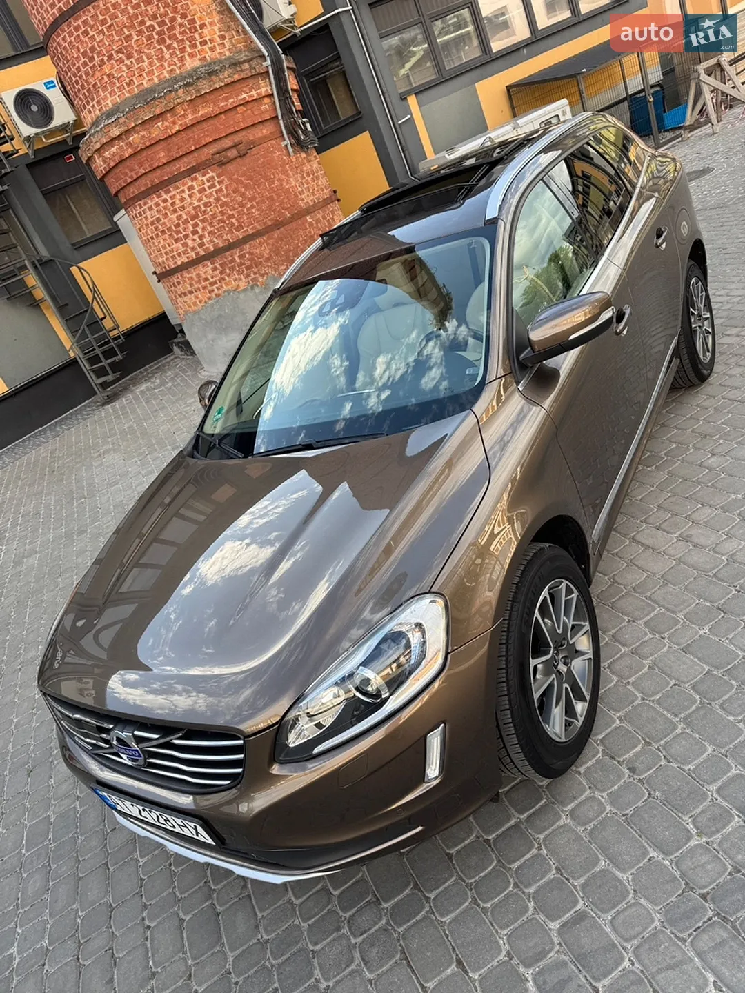 Volvo XC60 2014 VIN YV1DZ73CDF2636918 фото оголошення 10 з 51