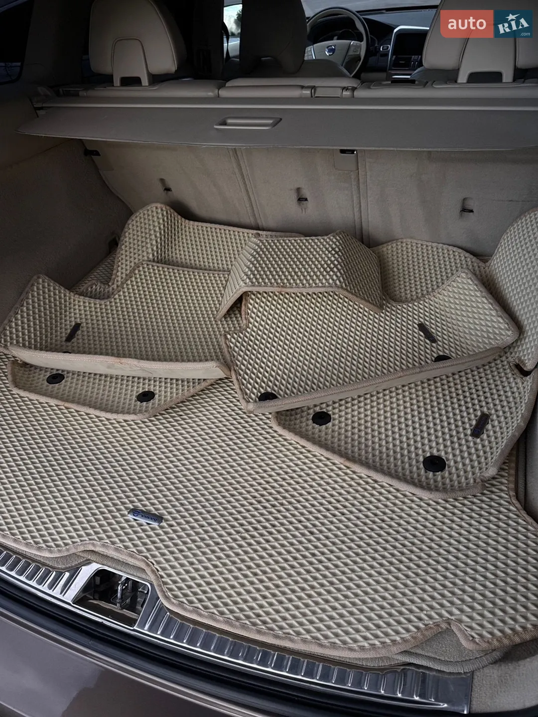 Volvo XC60 2014 VIN YV1DZ73CDF2636918 фото оголошення 45 з 51