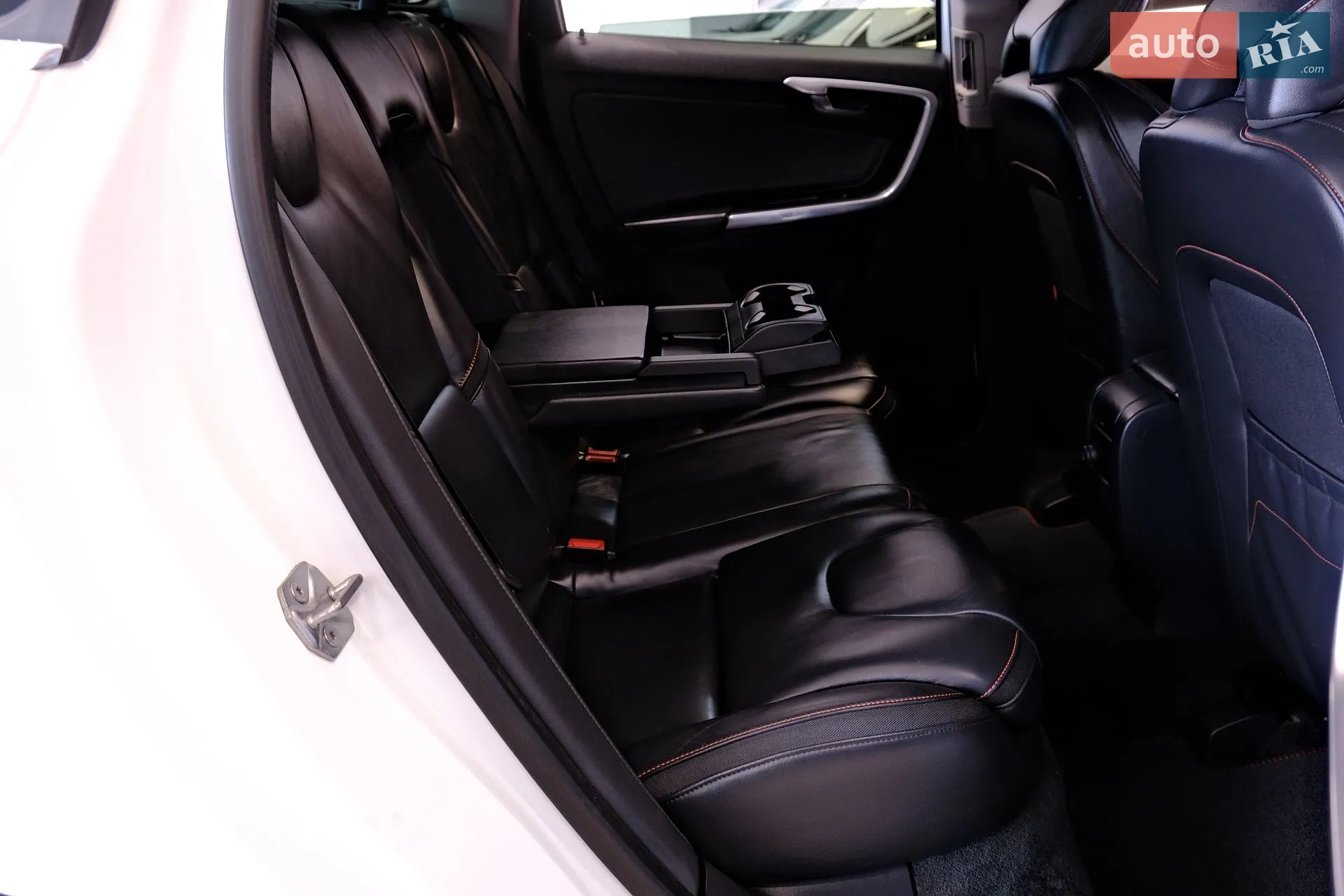 2016 Volvo XC60 - мініатюра 33