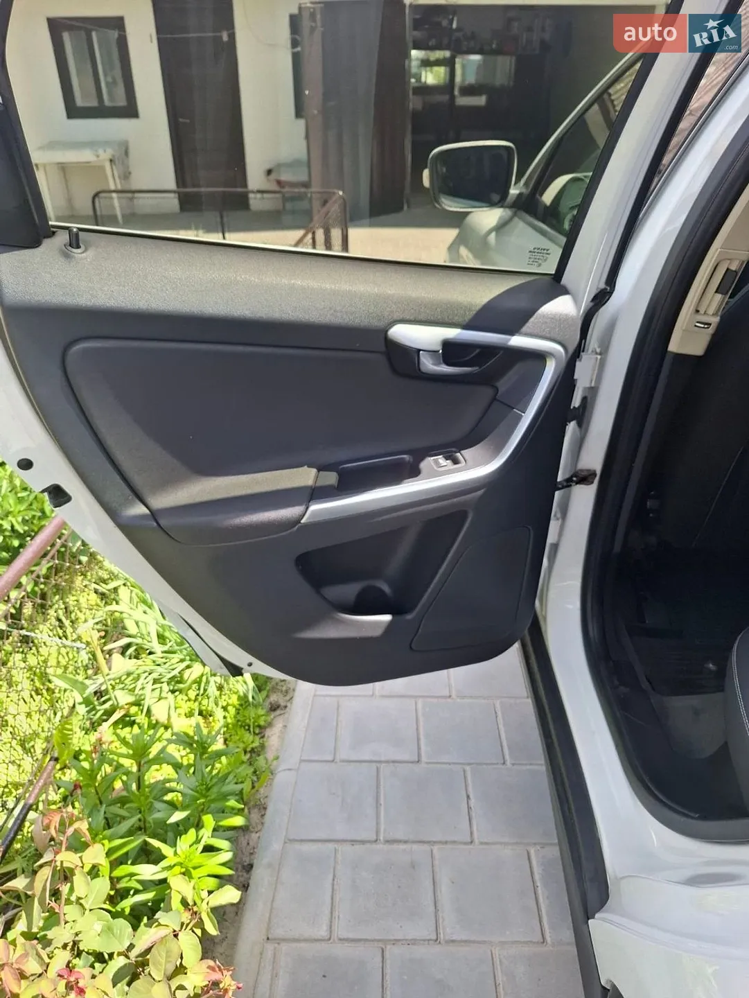 Volvo XC60 2010 VIN YV1DZ7056B2139210 фото оголошення 16 з 18