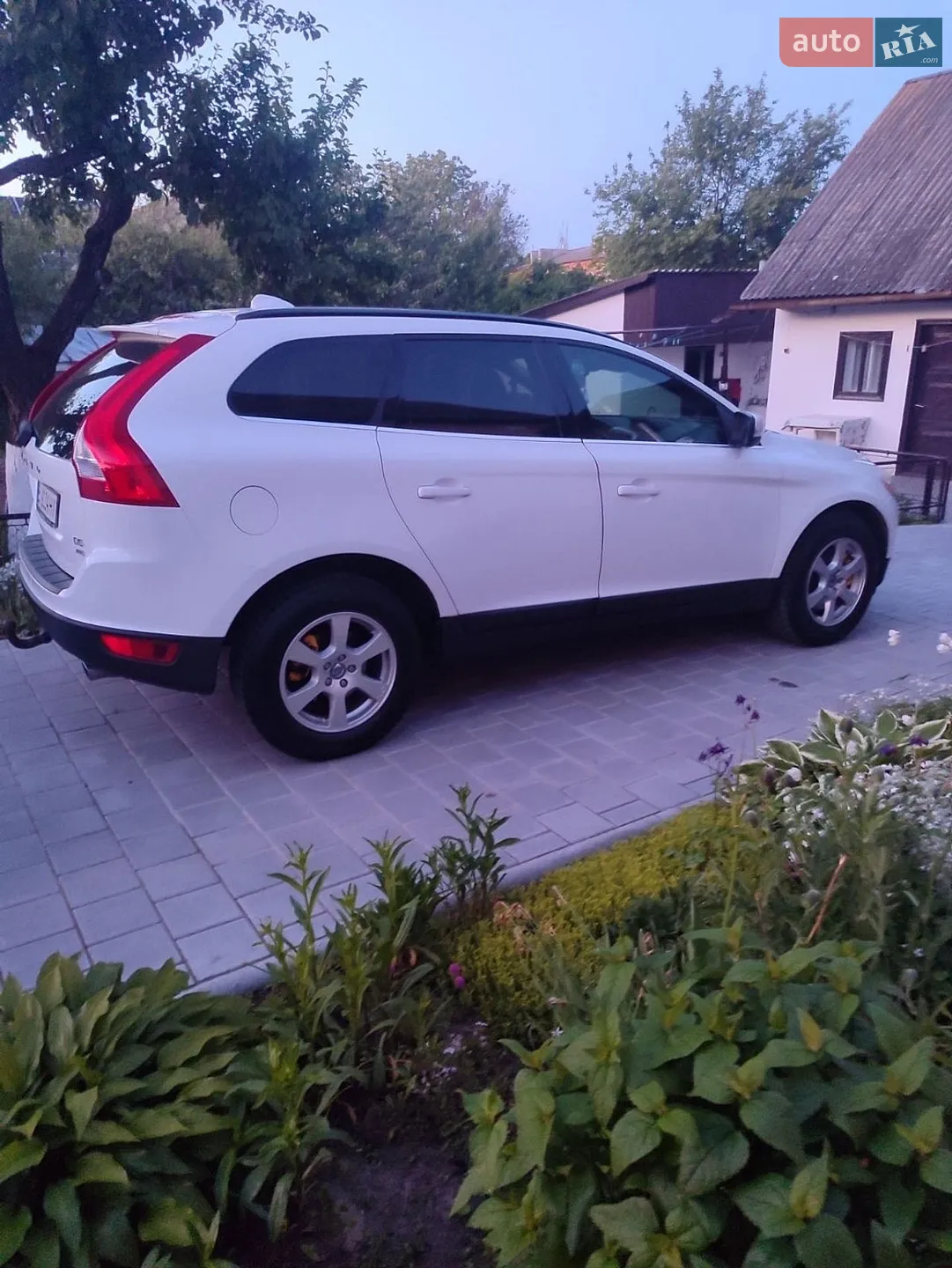 Volvo XC60 2010 VIN YV1DZ7056B2139210 фото оголошення 8 з 18
