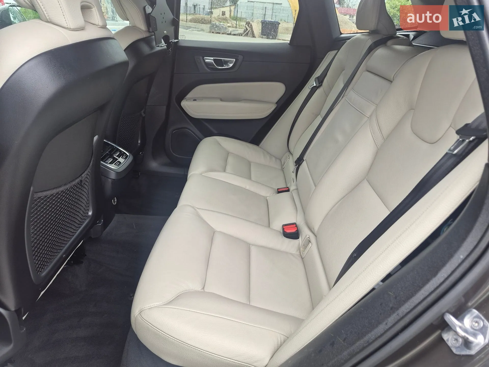 2018 Volvo XC60 - мініатюра 16