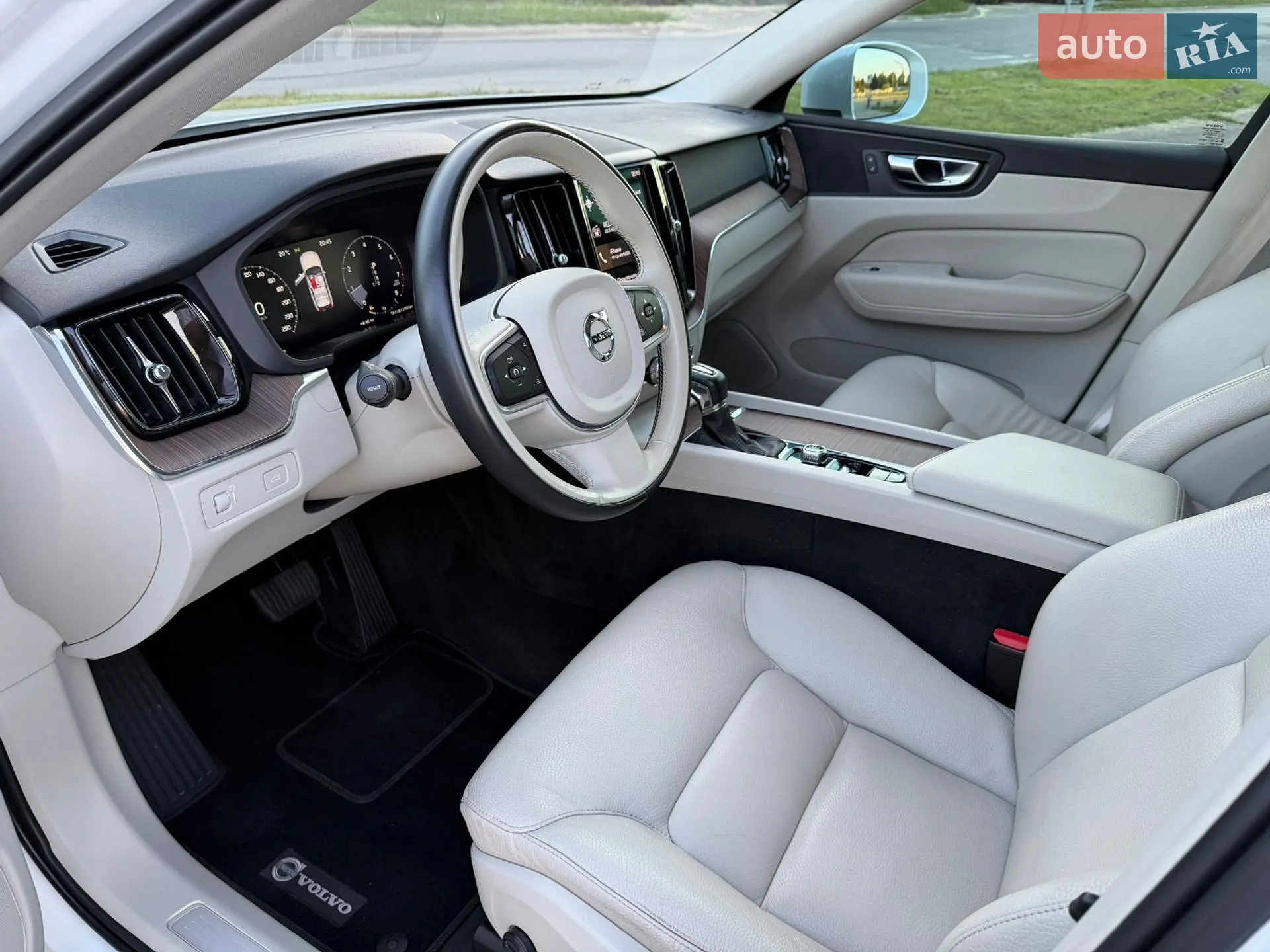 2021 Volvo XC60 - мініатюра 23