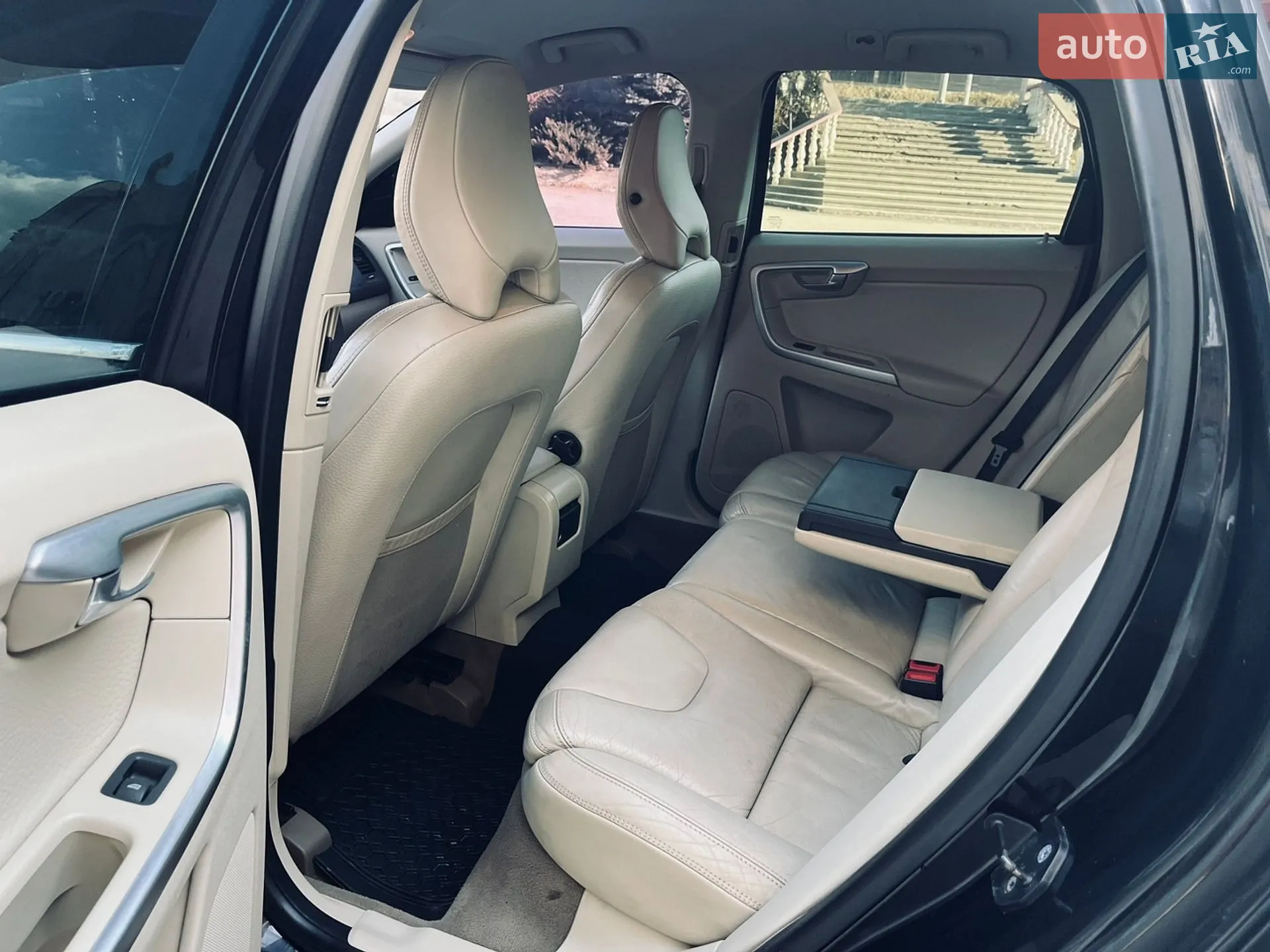 2010 Volvo XC60 - мініатюра 12