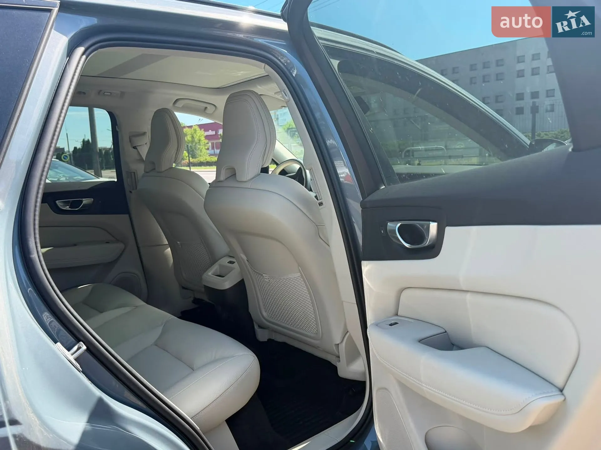 2023 Volvo XC60 - мініатюра 4