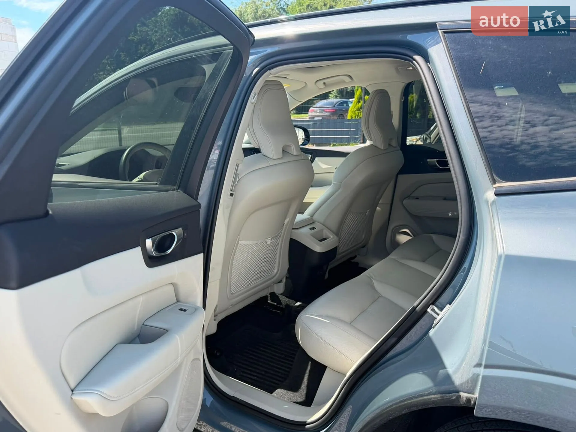 2023 Volvo XC60 - мініатюра 8