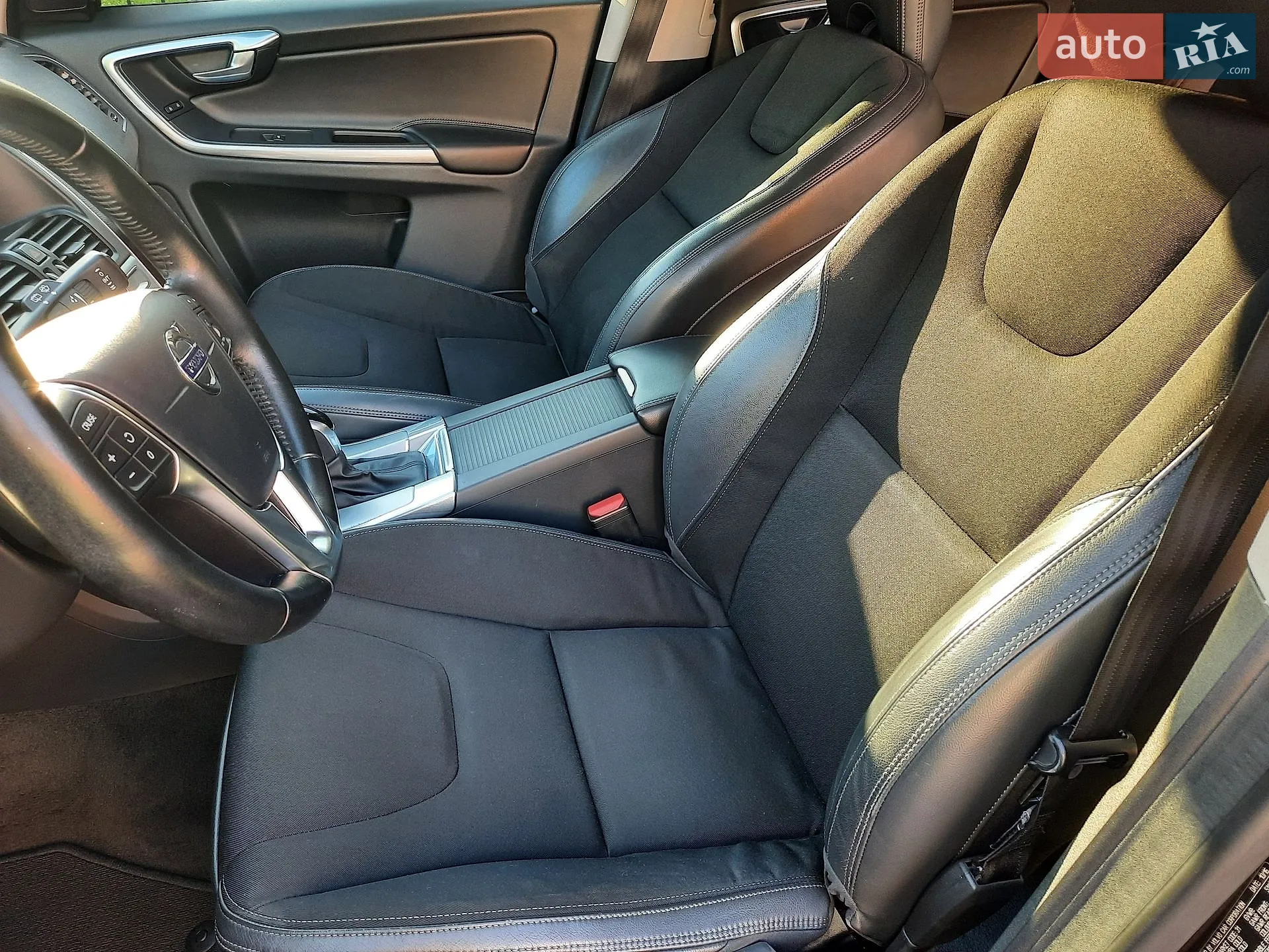 2016 Volvo XC60 - мініатюра 16