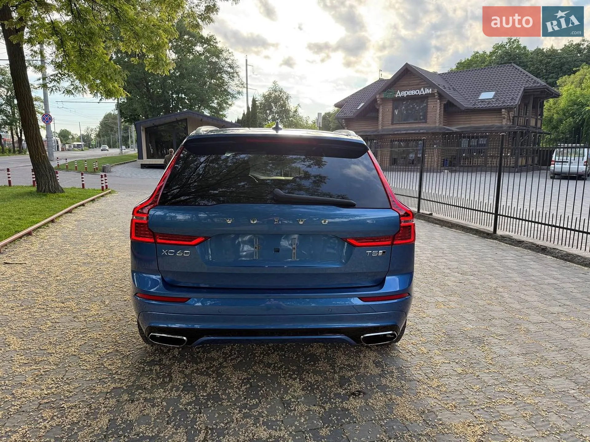 2018 Volvo XC60 - мініатюра 9