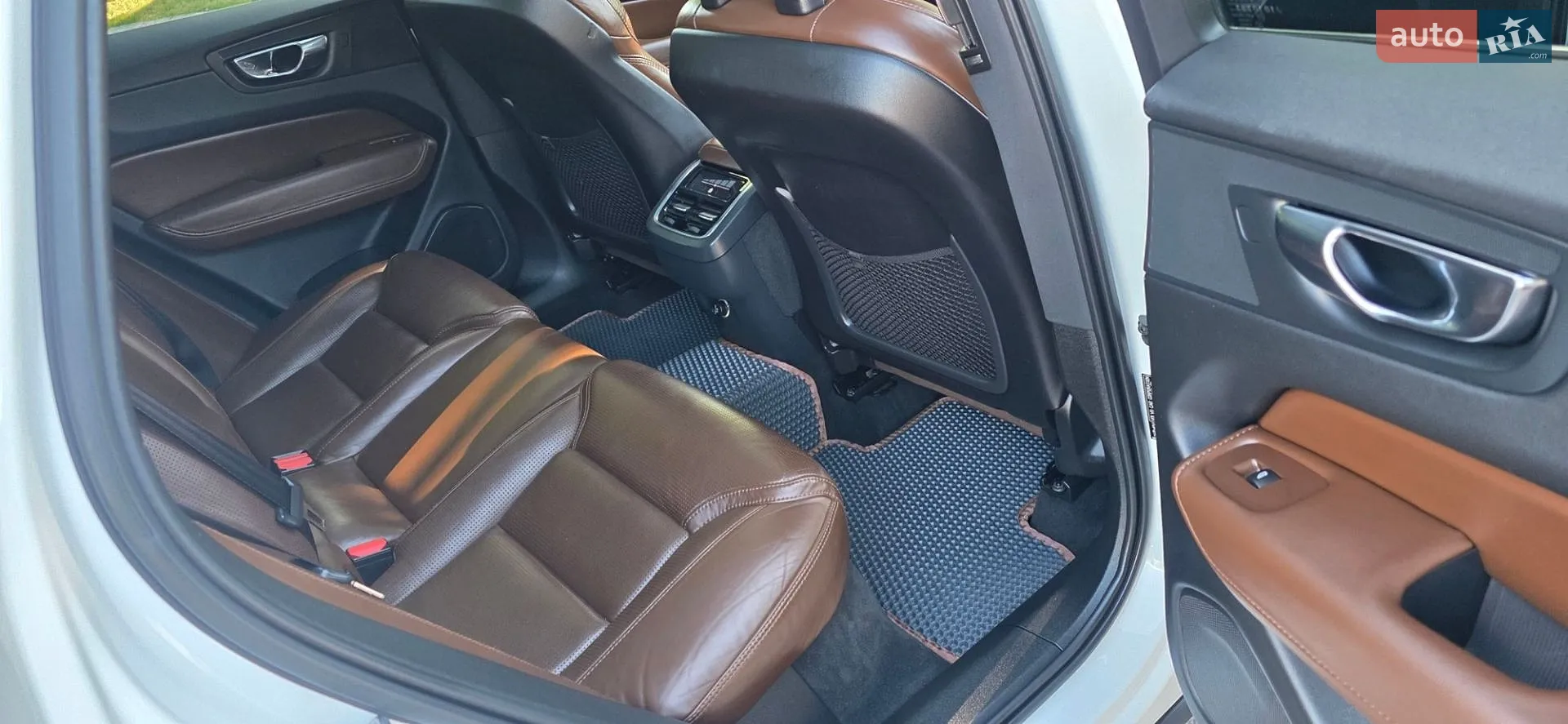 2018 Volvo XC60 - мініатюра 149