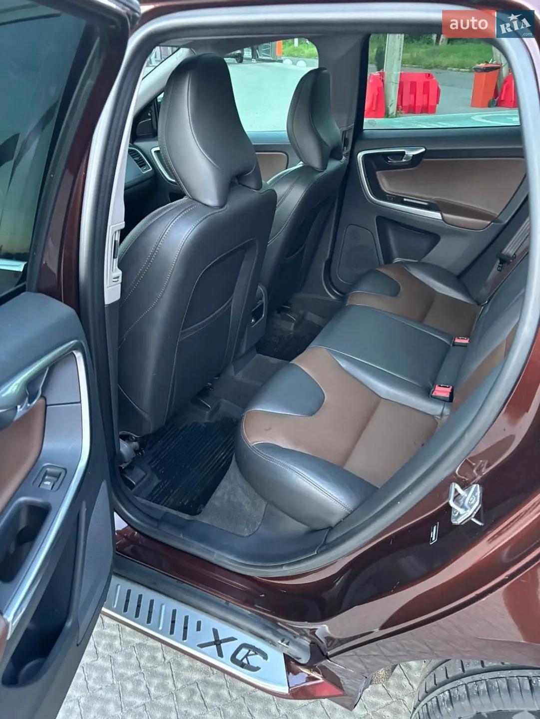 2017 Volvo XC60 - мініатюра 9