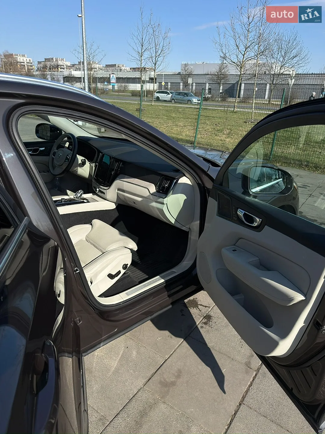 2021 Volvo XC60 - мініатюра 10