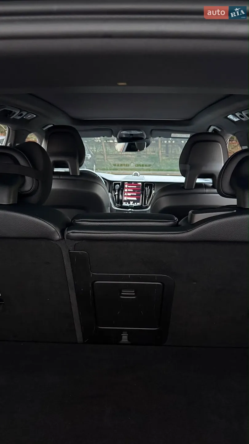 2017 Volvo XC60 - мініатюра 21