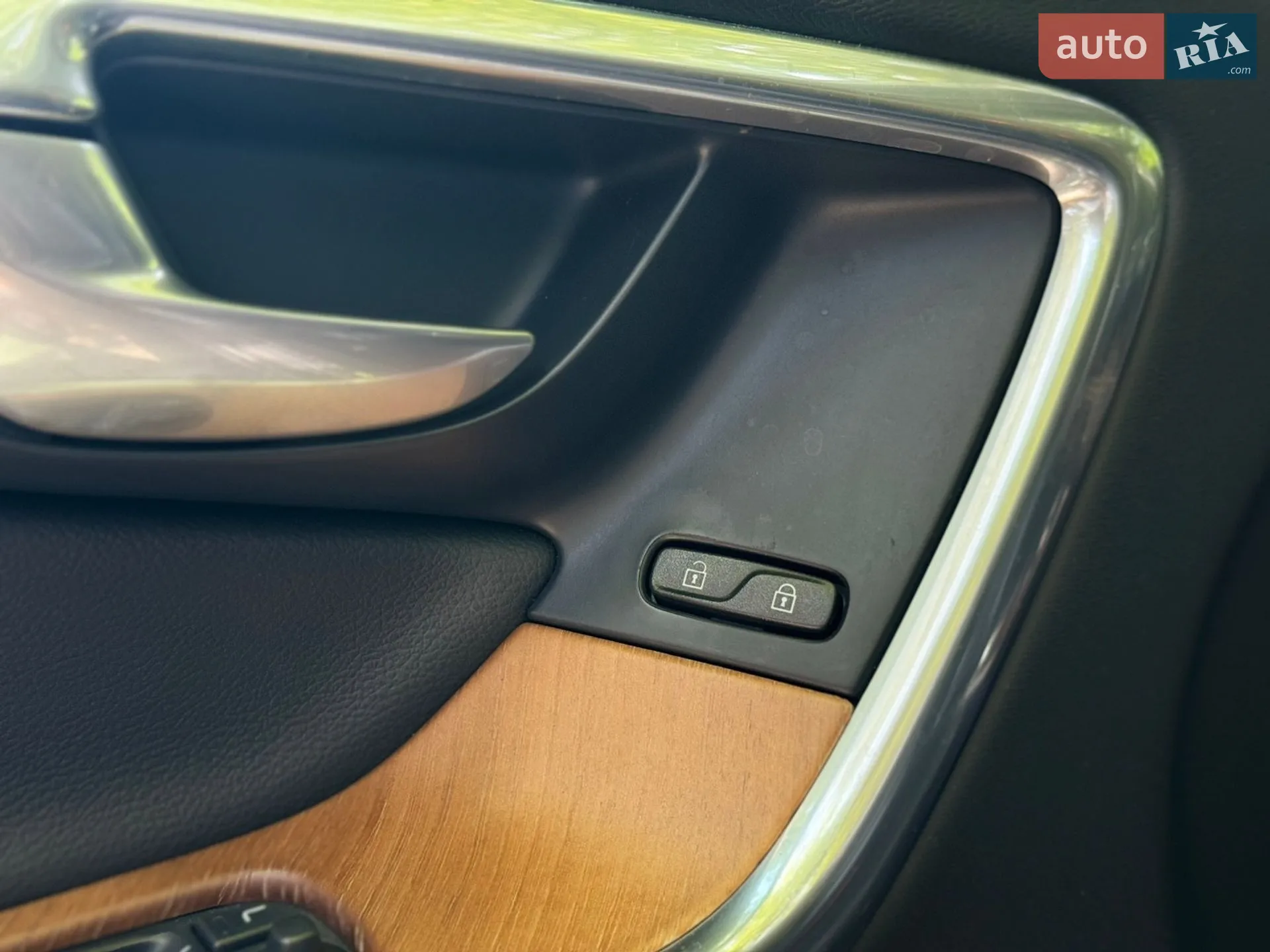 2017 Volvo XC60 - мініатюра 30