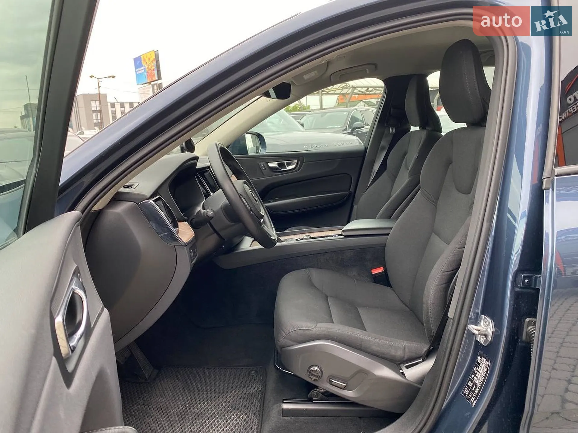 2019 Volvo XC60 - мініатюра 18