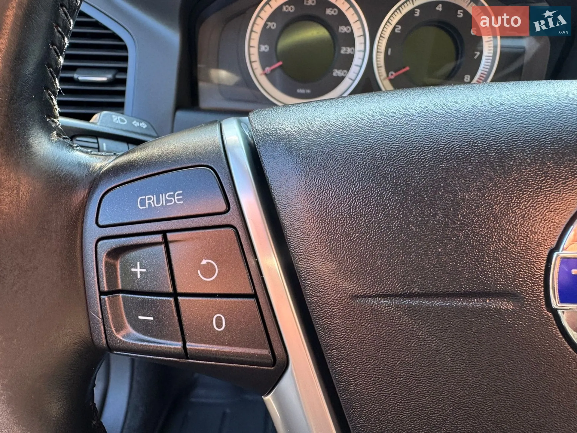 VOLVO XC60 2011 VIN YV4902DZ4B2185458 фото оголошення 25 з 61