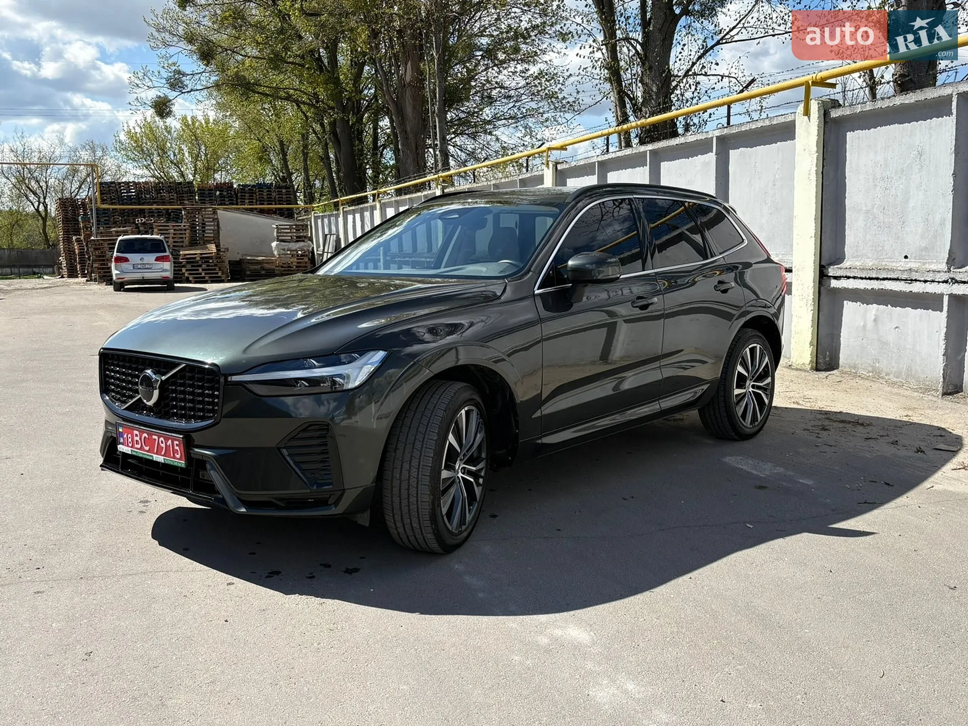2022 Volvo XC60 - мініатюра 2