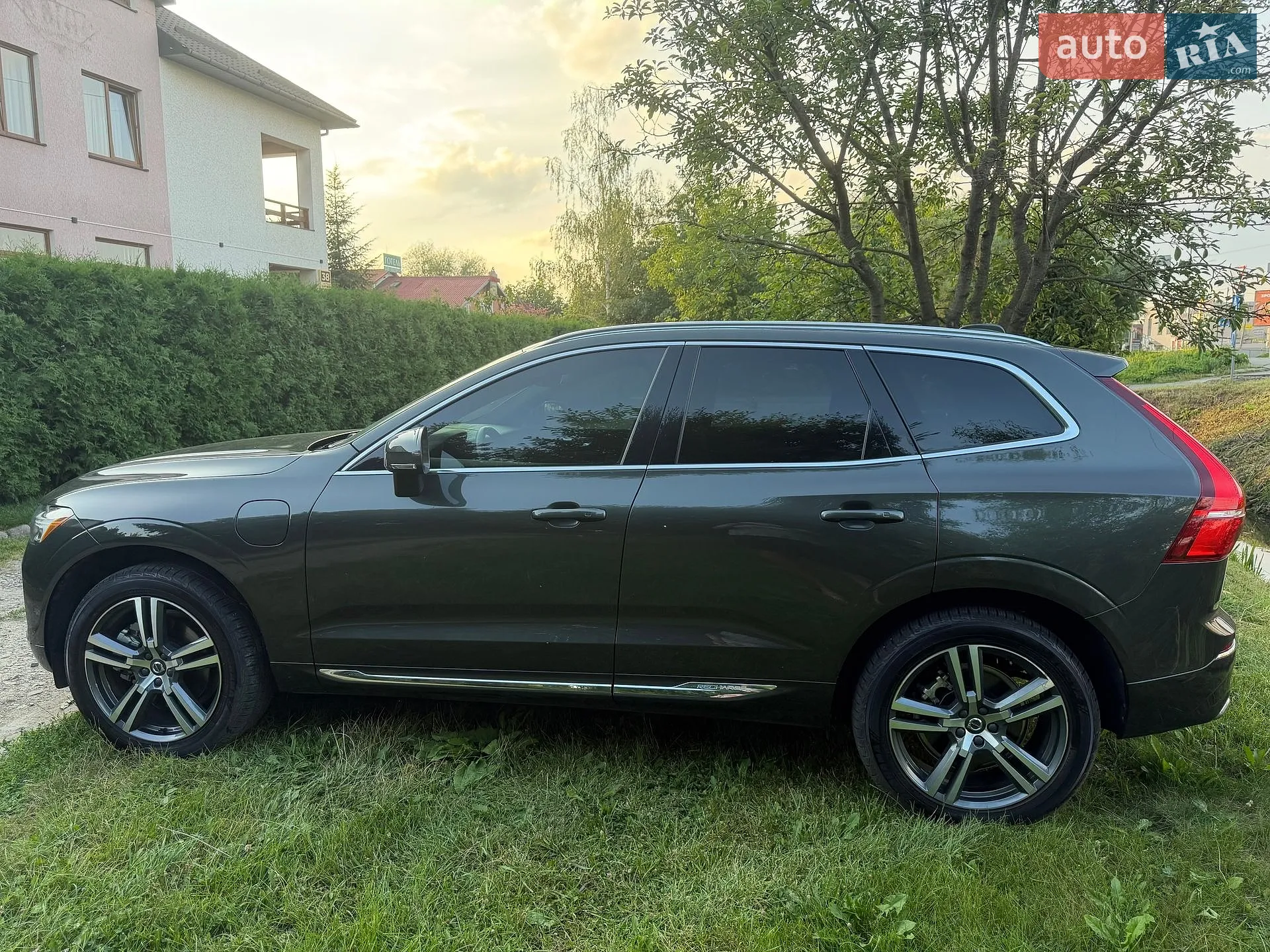 2020 Volvo XC60 - фото 1