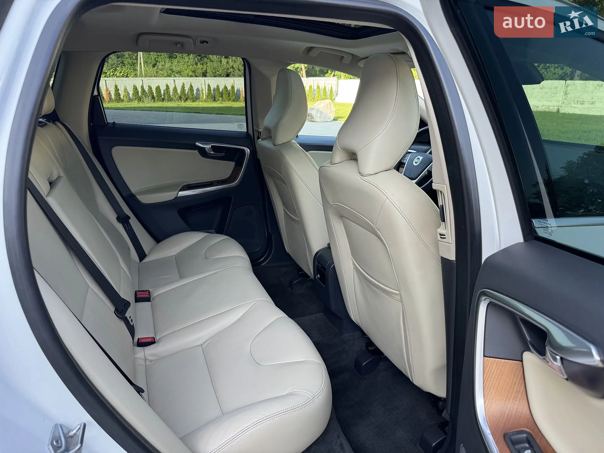 2017 Volvo XC60 - мініатюра 23