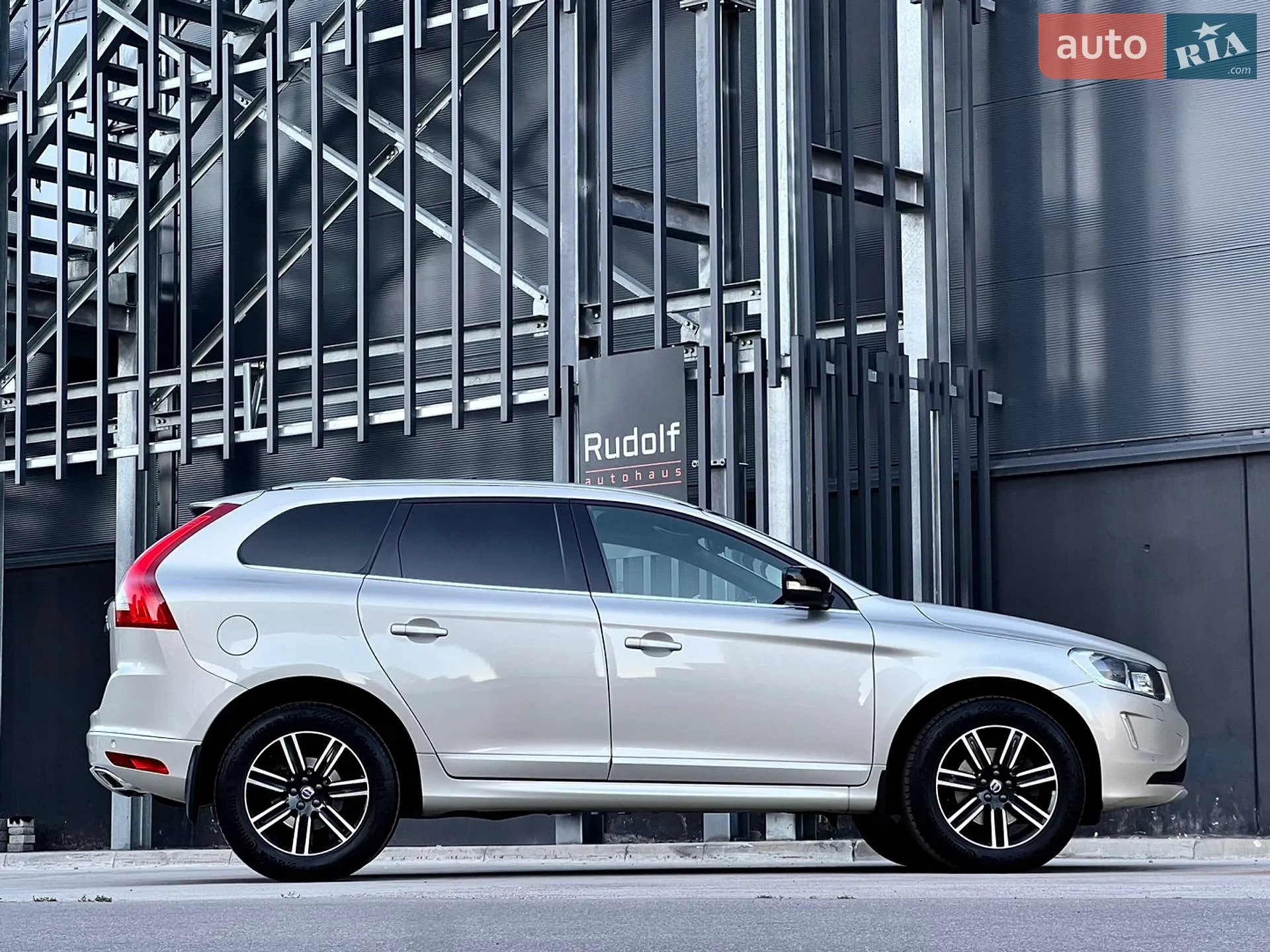 2017 Volvo XC60 - мініатюра 6