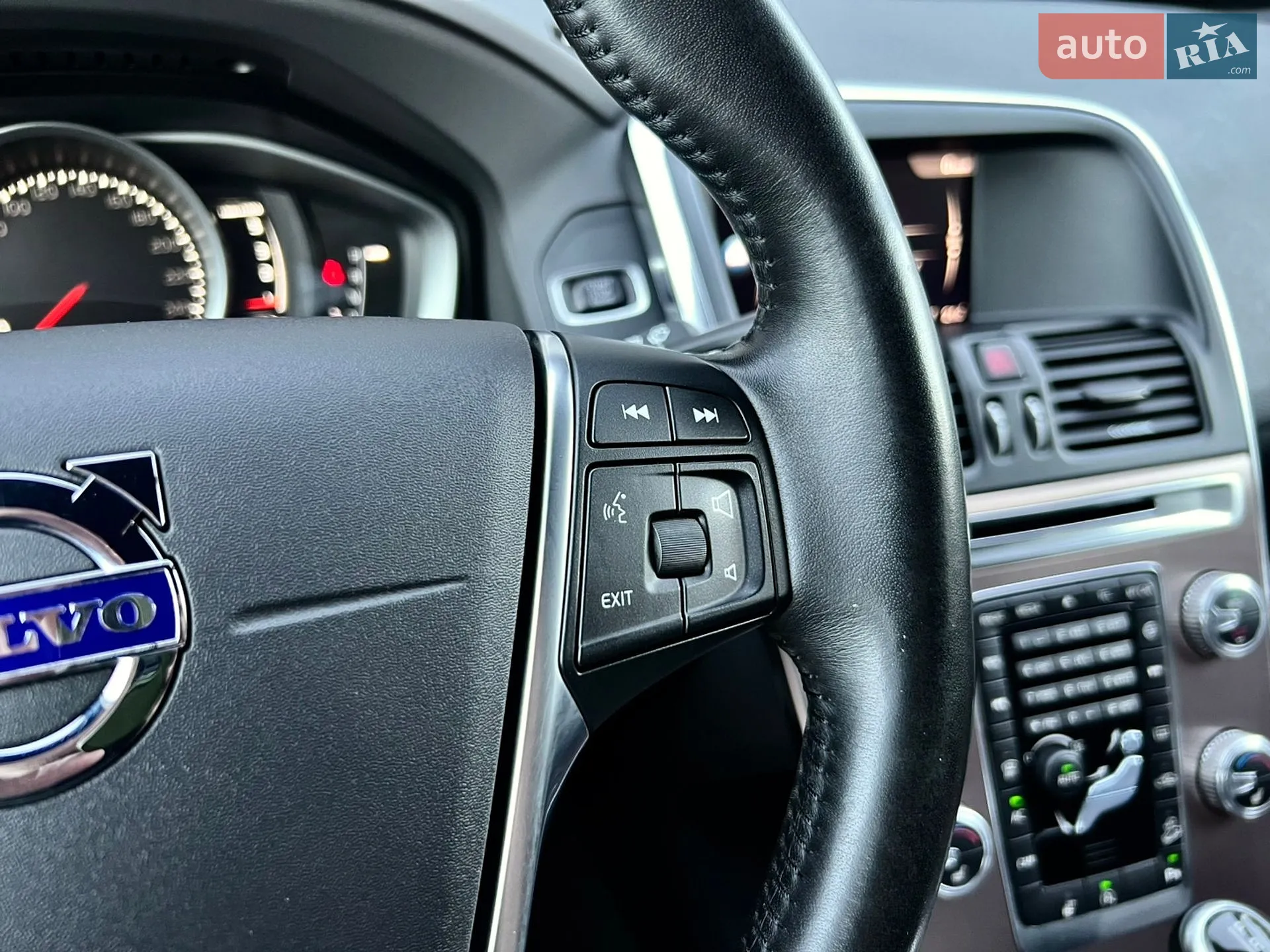 2017 Volvo XC60 - мініатюра 27
