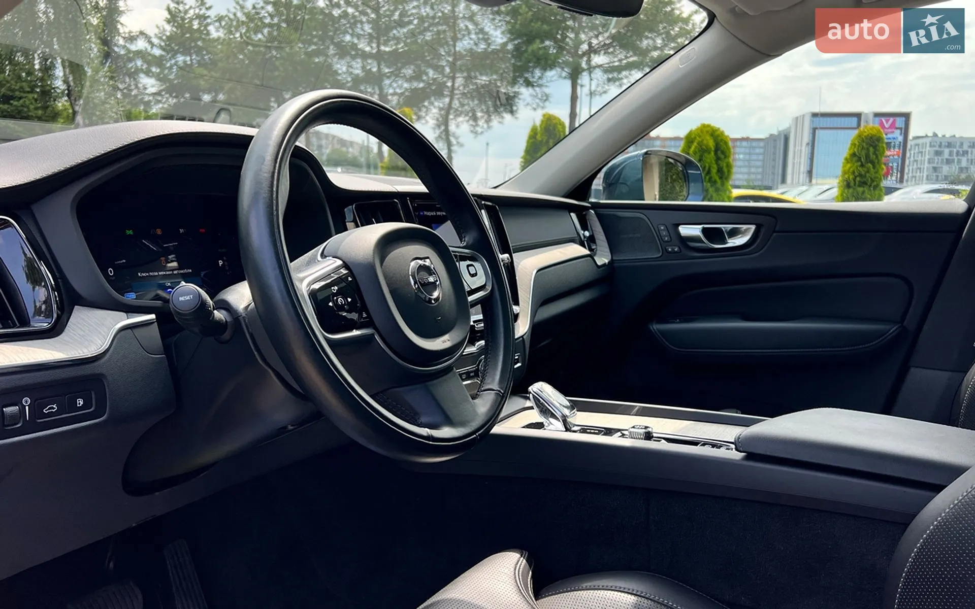 2022 Volvo XC60 - мініатюра 10