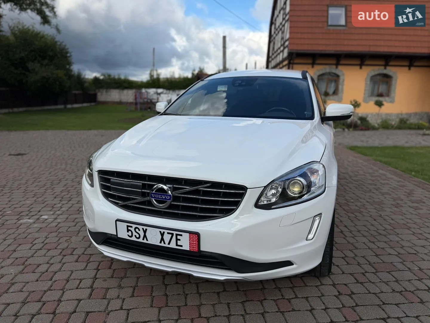 2017 Volvo XC60 - мініатюра 16